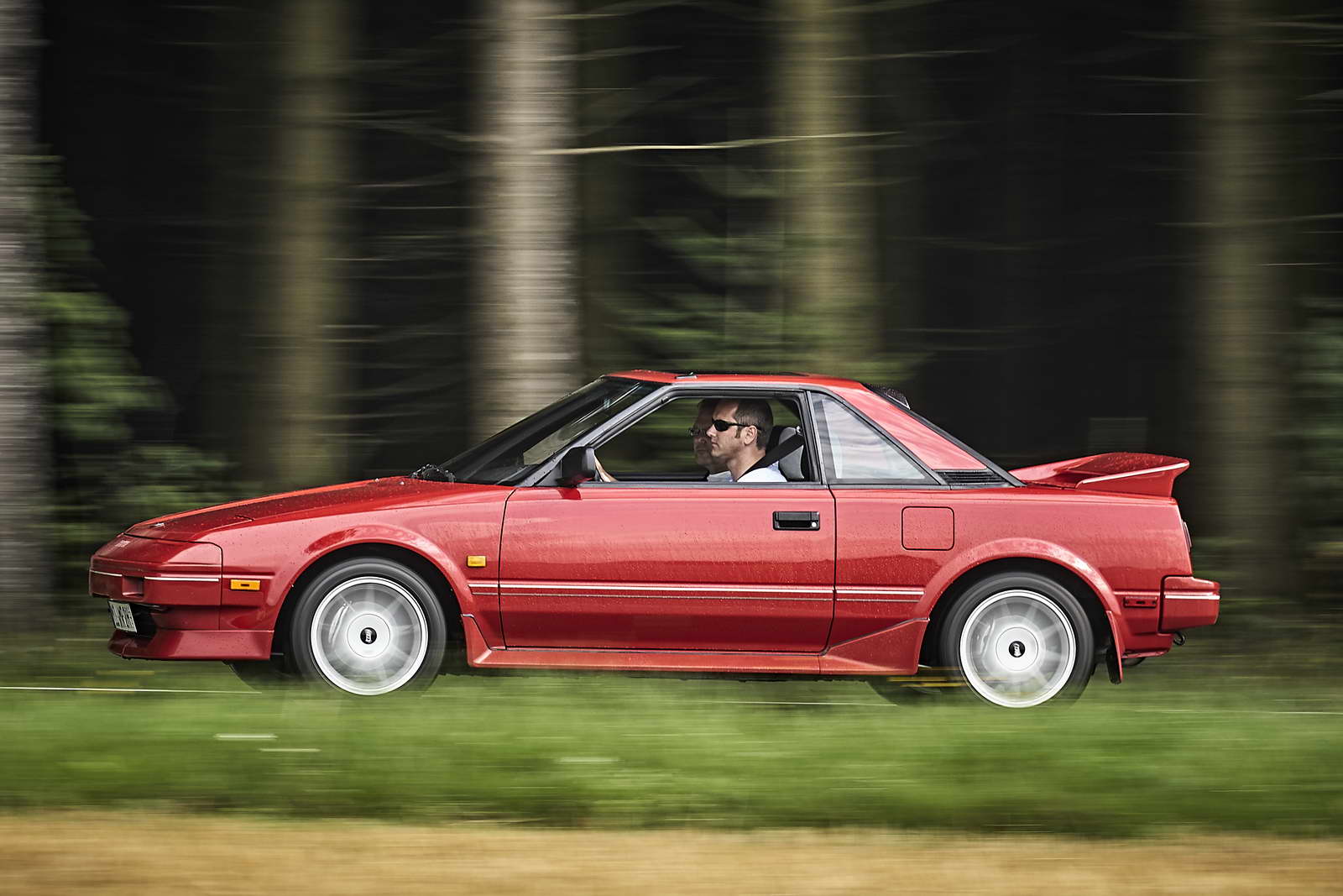 Toyota MR2 vs Fiat X 15